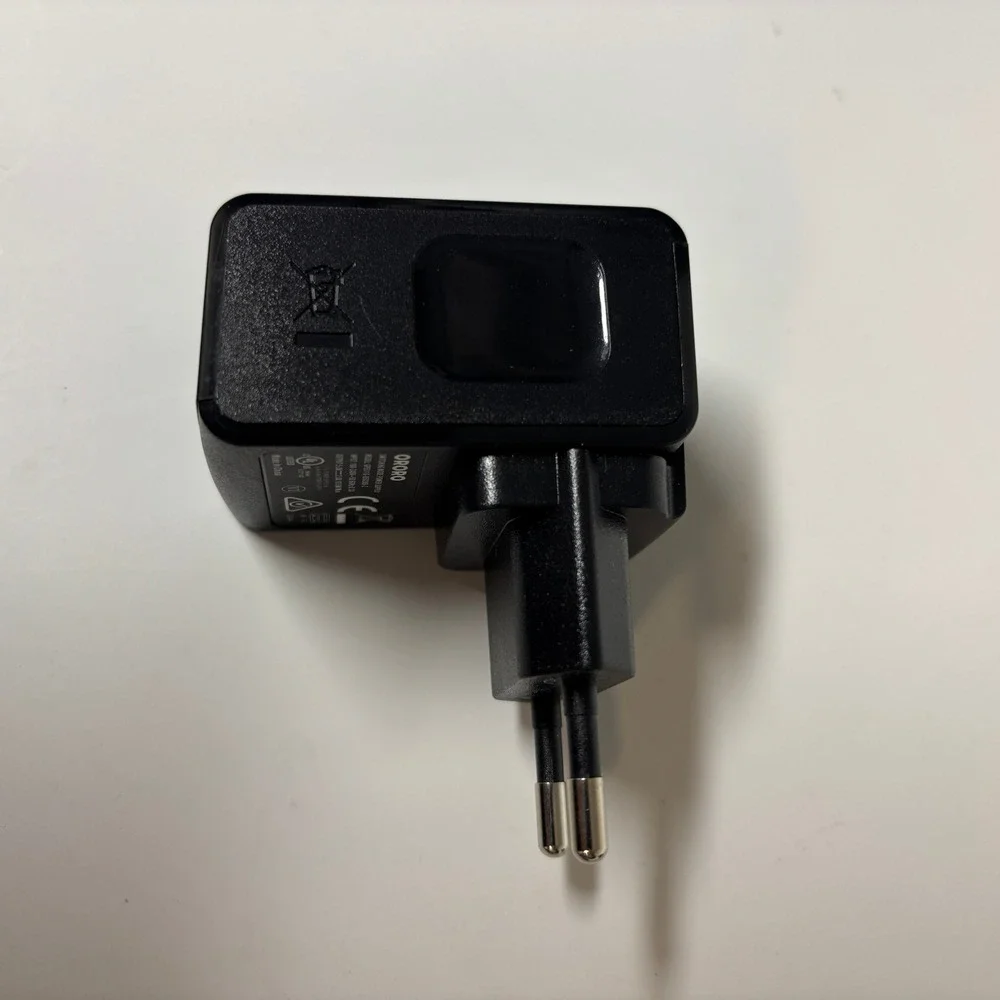 Ororo Universal Charger Kit with US UK EU Travel Adapters‎ and USB-C Cable